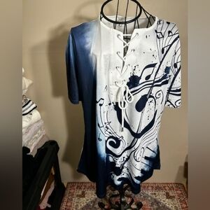 size 1x 1 x womens tee shirt blue white graphic  t blouse